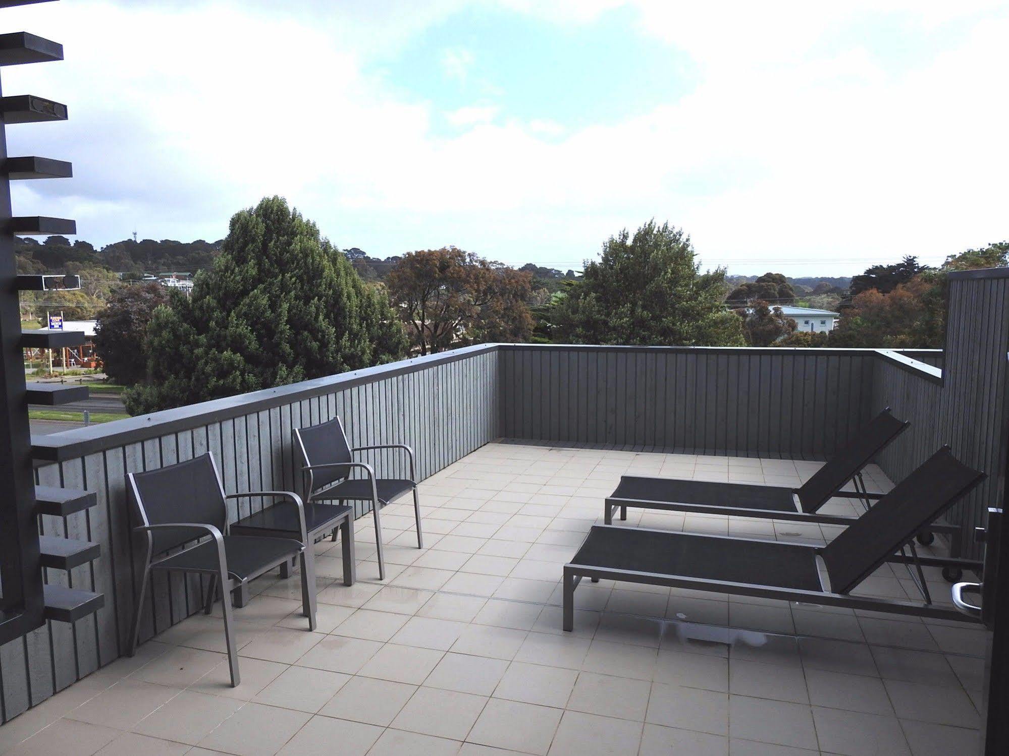 Quarters At Flinders Hotel Exterior foto